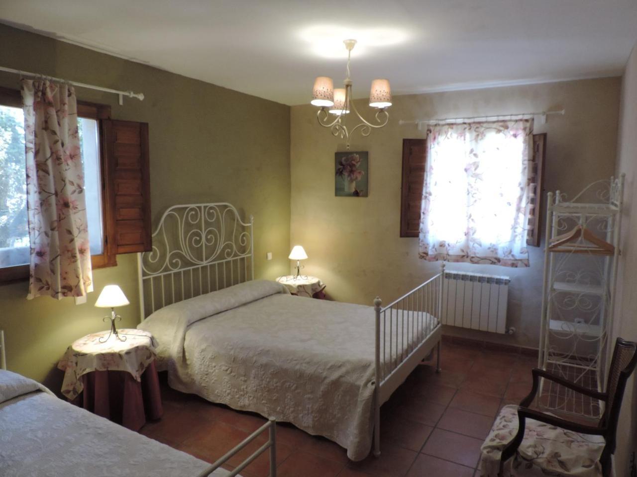 Hostal La Casa del Cartero Pablo Saldana de Ayllon Exterior foto