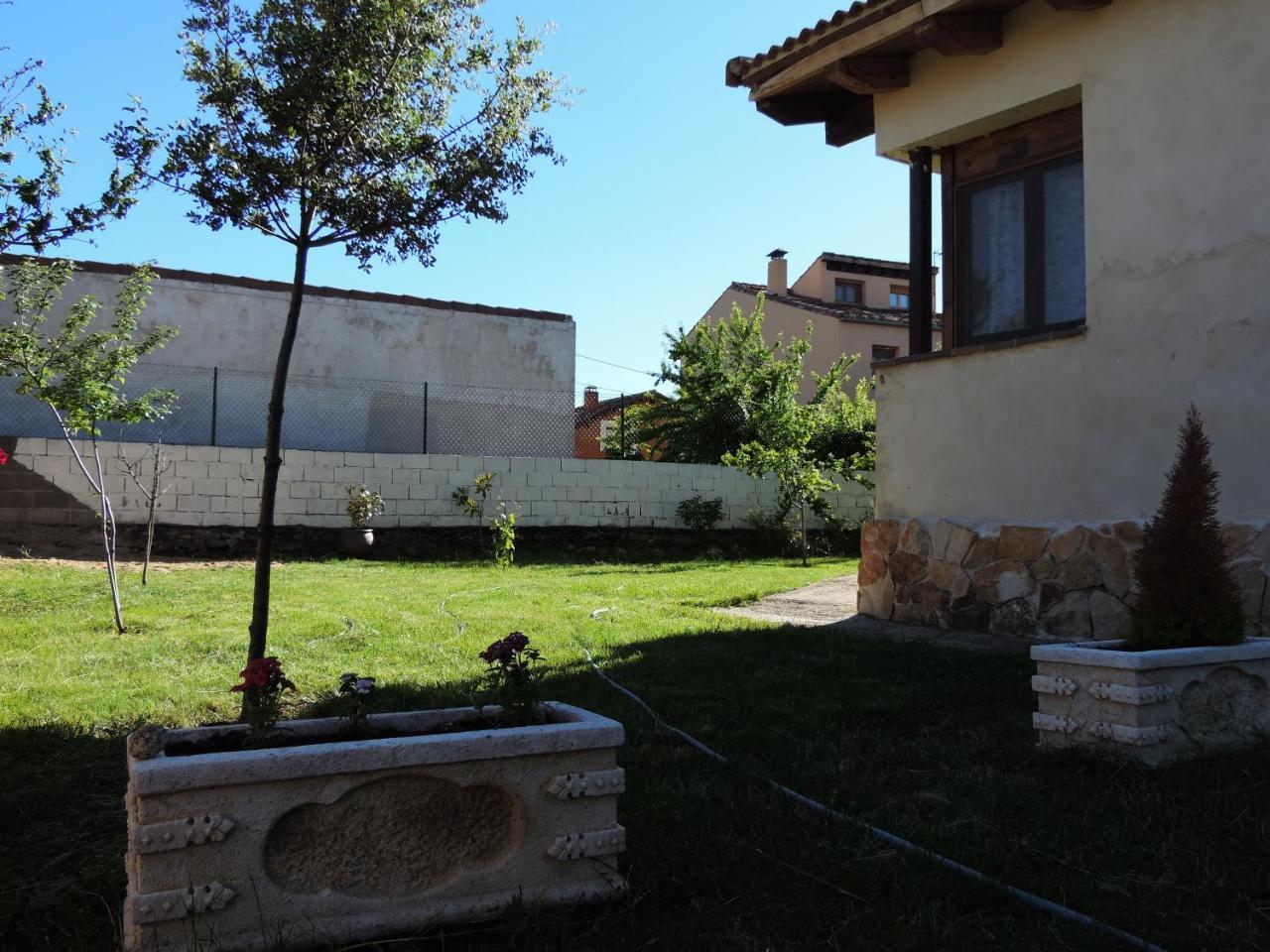 Hostal La Casa del Cartero Pablo Saldana de Ayllon Exterior foto